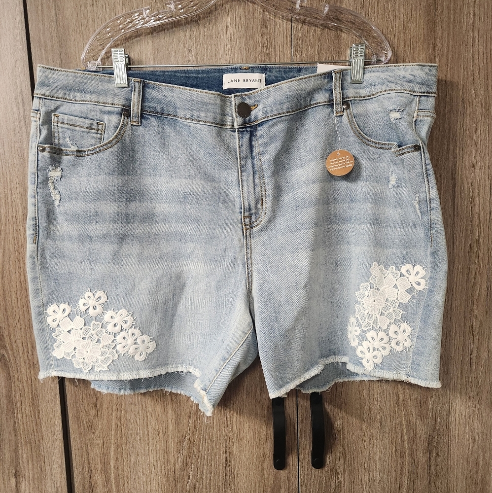 Lane Bryant Light Blue Jean Shorts with White Floral Embroidery - Picture 5 of 10